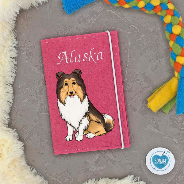 Designbeispiel der Impfpasshülle pink für die Hunderasse Collie Langhaar dark sable